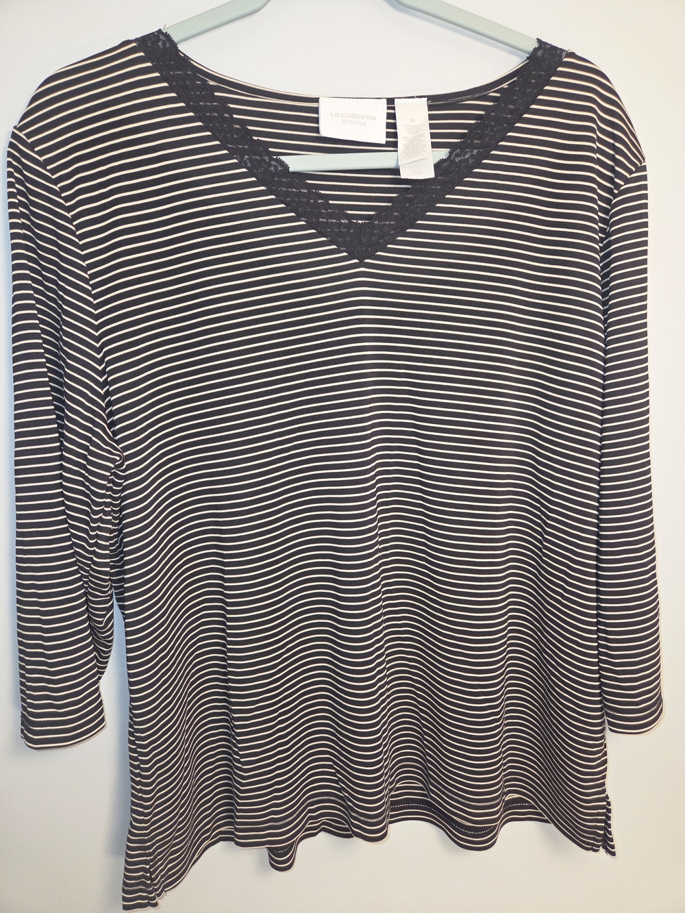 Liz Claiborne Black & White Striped V-Neck Lace Trim Women's Top